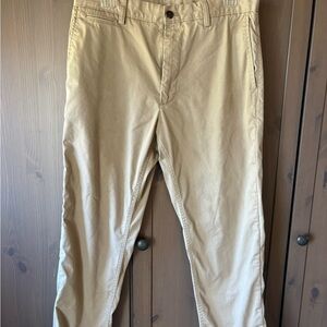 Banana Republic Khaki Chino Pants - Light Tan
